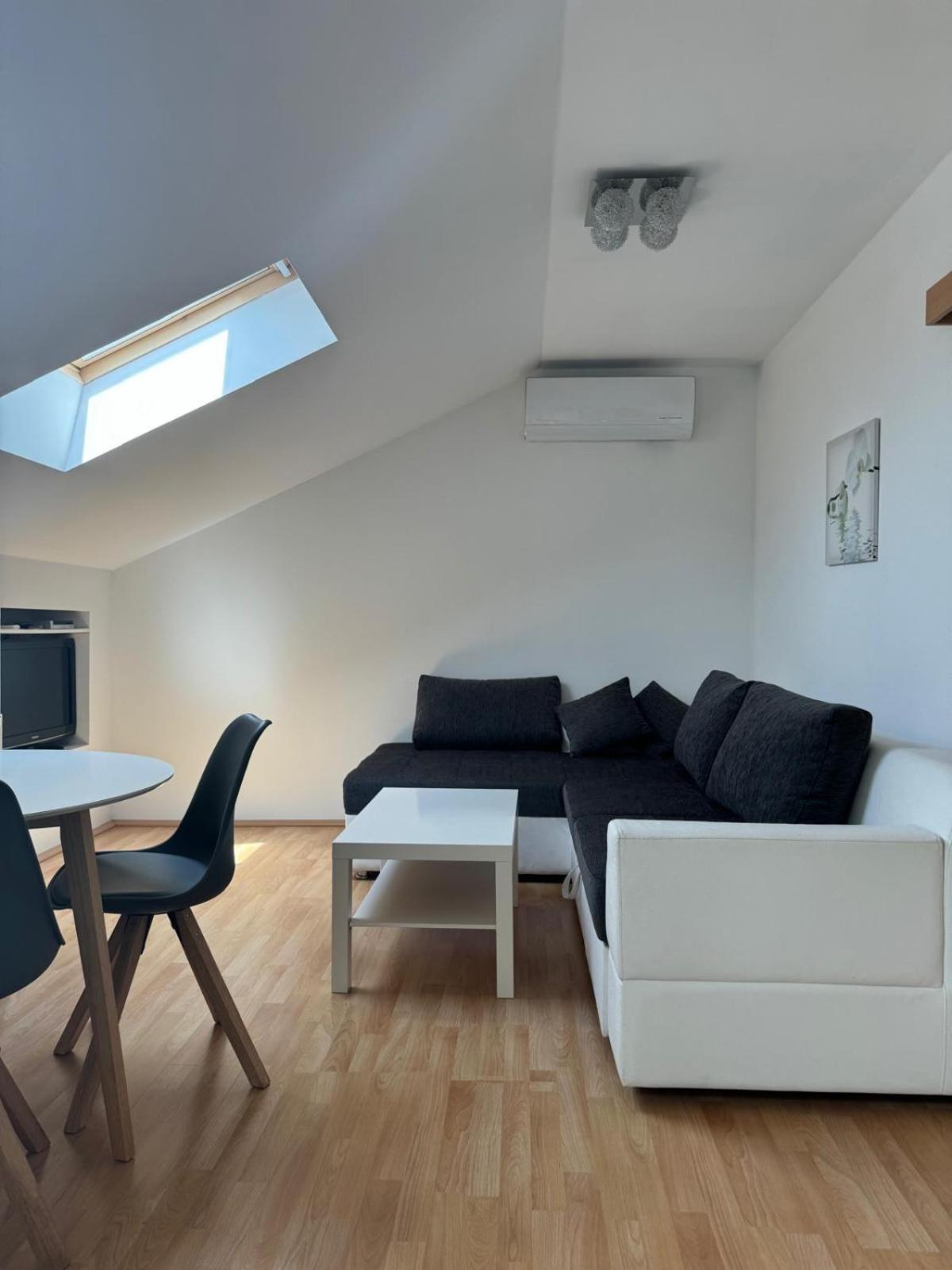 노비비노돌스키 Haus Ella 아파트 외부 사진